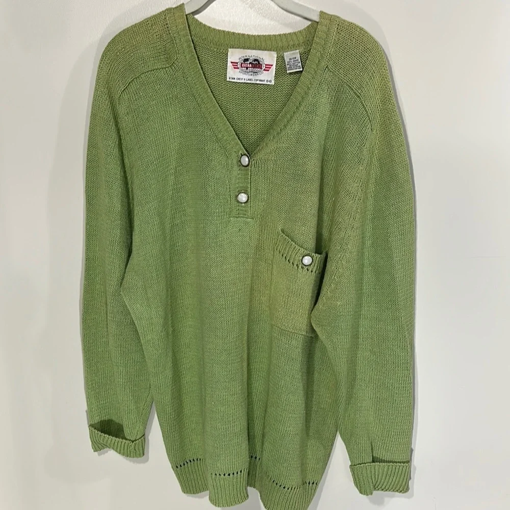 Olive Green V-Neck Knit Sweater buttoned oversized vintage